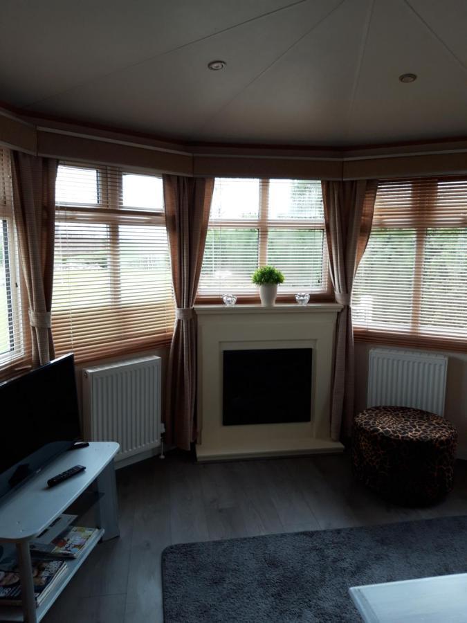Locatie Het Knooppunt Engelse Chalet Nuis Esterno foto